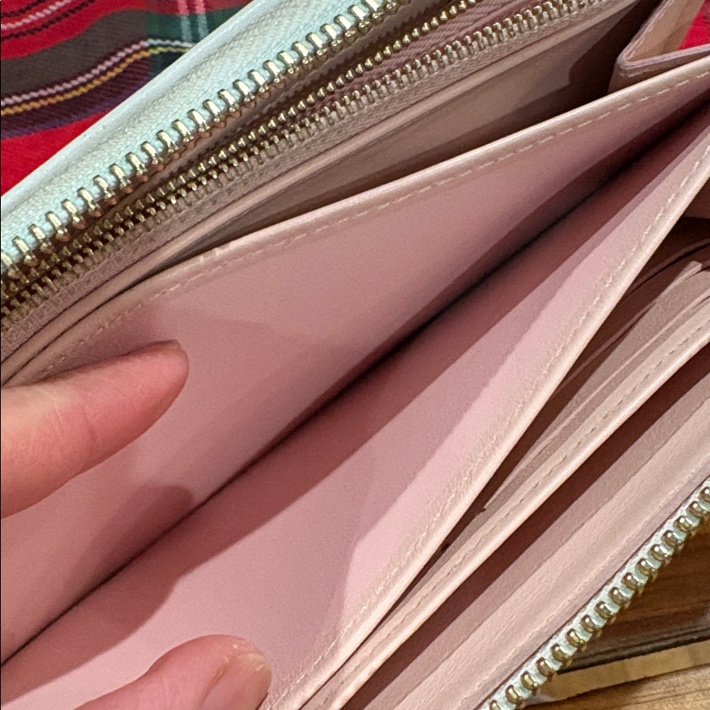 Louis Vuitton Watercolor Zippy - Picture 12 of 15